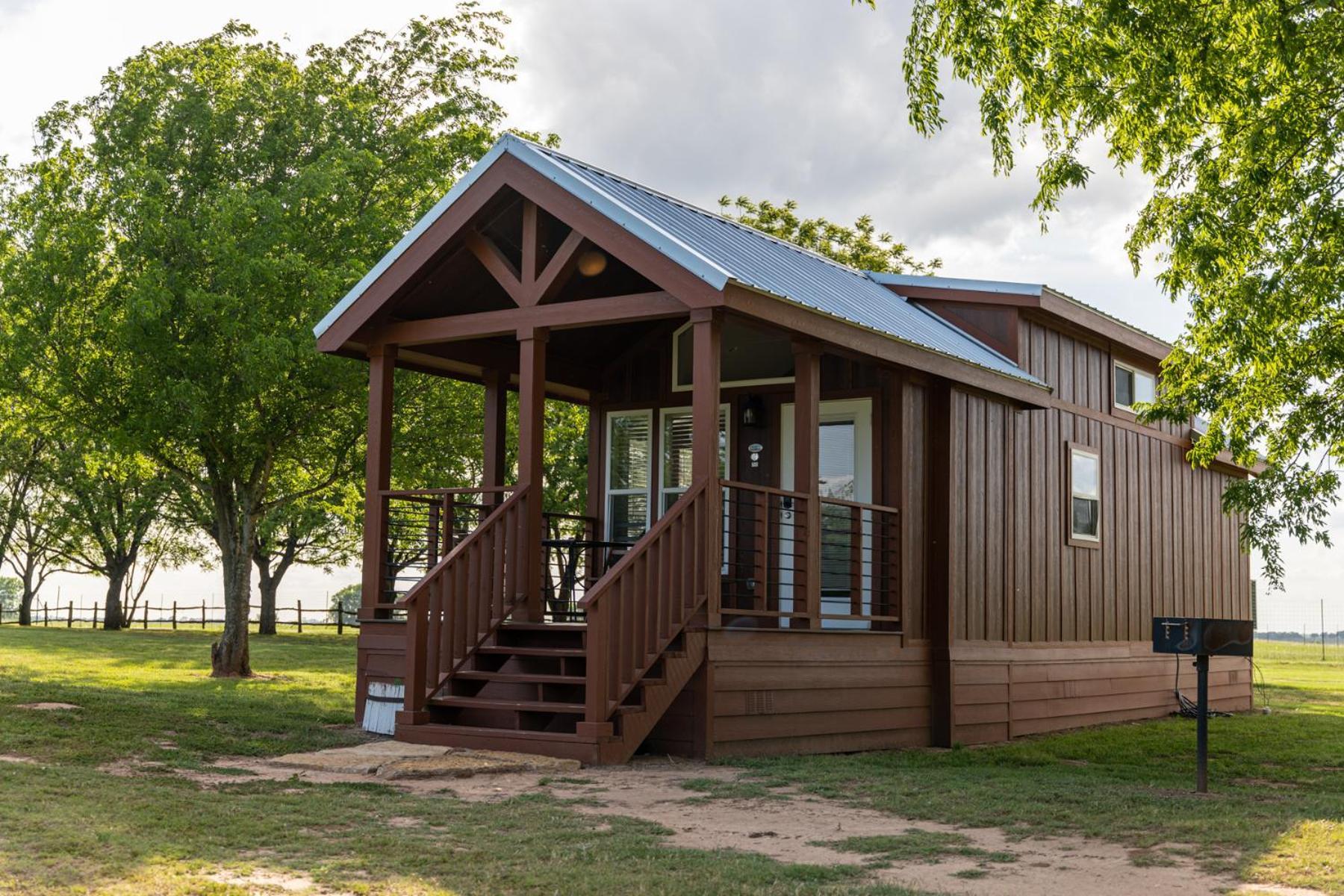 Moon River Ranch Satin Exterior photo
